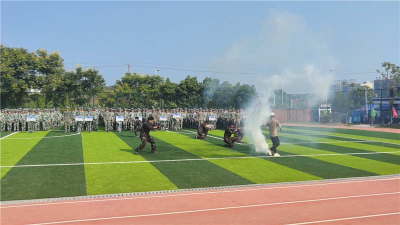 吉安市理工技工學(xué)校2021級(jí)新生國(guó)防素養(yǎng)訓(xùn)練活動(dòng)圓滿結(jié)束