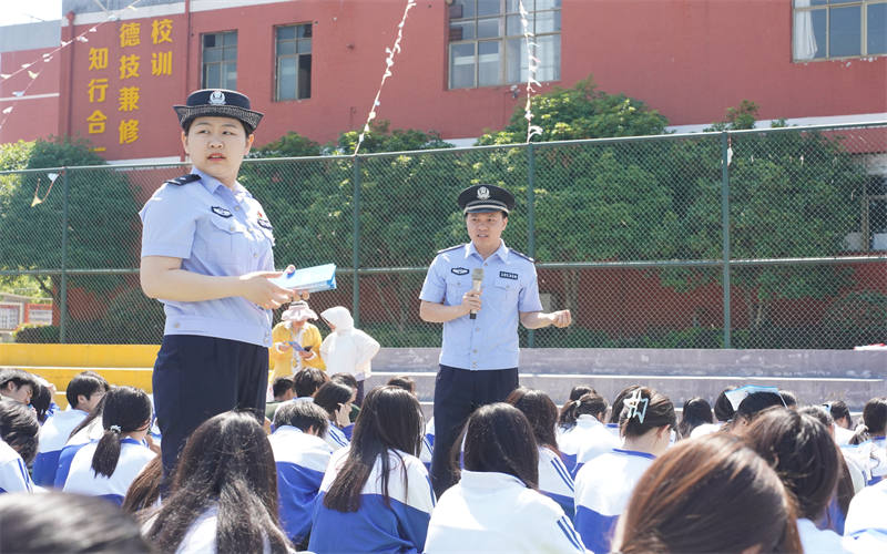 反詐宣傳新體驗(yàn)，吉安公安走進(jìn)我校用真實(shí)案例為學(xué)生敲響警鐘