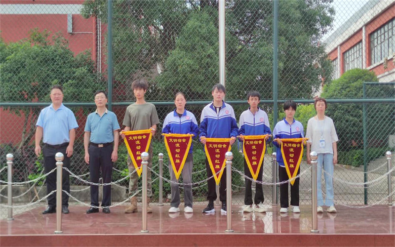 弘揚愛國精神，砥礪奮進新征程—吉安理工第